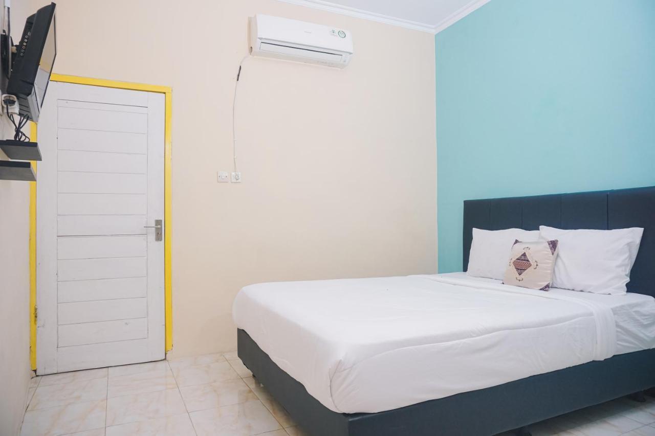Grand Khalifah Guesthouse Sumbawa Ngoại thất bức ảnh