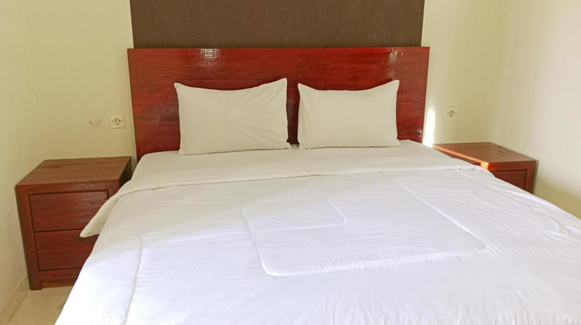 Grand Khalifah Guesthouse Sumbawa Ngoại thất bức ảnh